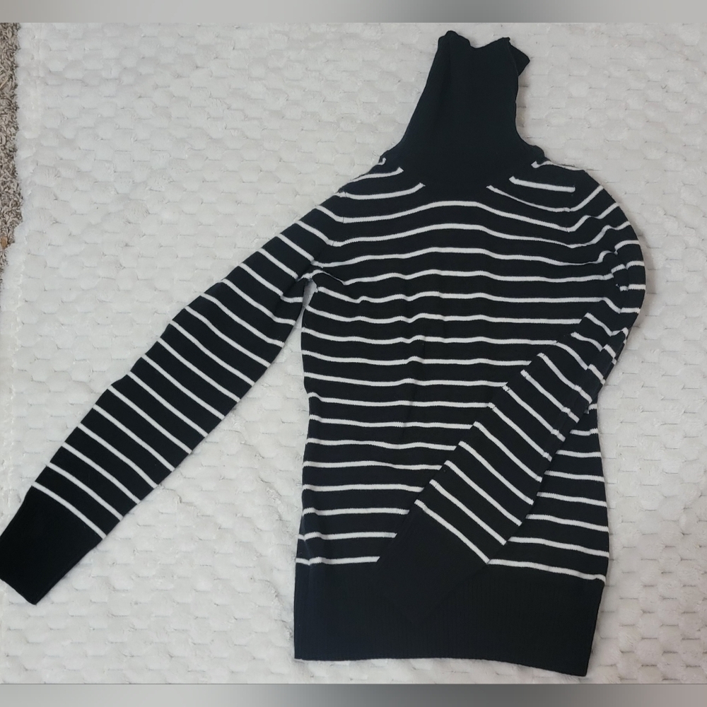French Connection Black and White Striped Turtleneck Sweater Xtra Small